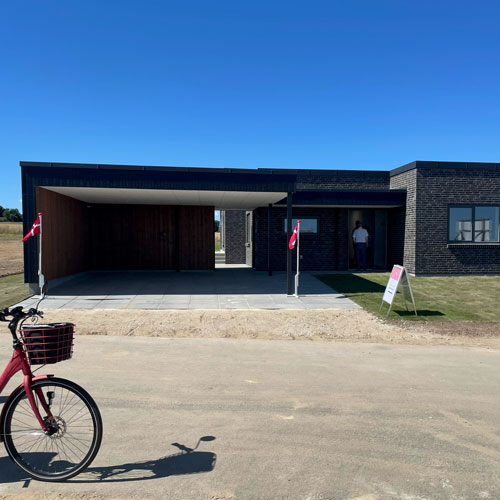 Naerheden Aabent Hus